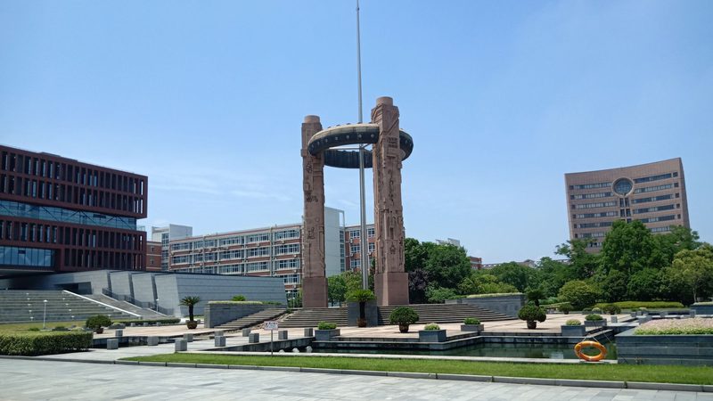 线路板设计：揭秘价格构成与影响因素
